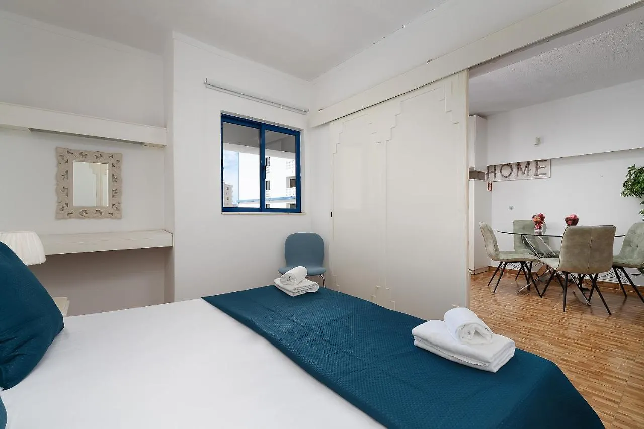 Praia Da Rocha Apartment By Lovelystay Portimao 0*,  Portugal
